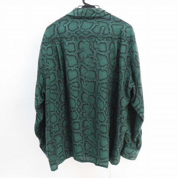 実際に弊社で買取させて頂いたWACKO MARIA/ワコマリア 22AW パイソン柄 長袖 シャツ/Mの画像 1枚目