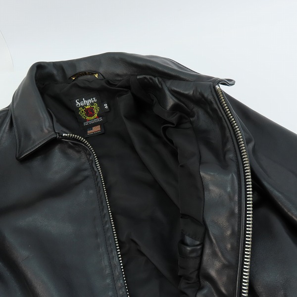 実際に弊社で買取させて頂いたSchott/ショット カウレザー/牛革 トラッカージャケット/シングルライダース 7209/40の画像 5枚目