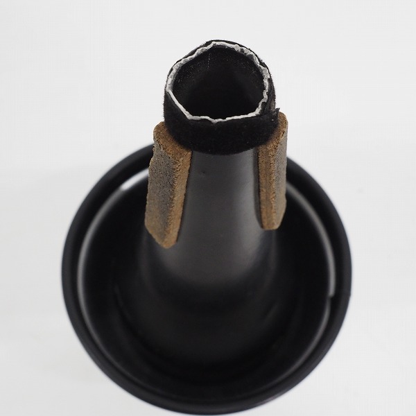実際に弊社で買取させて頂いた【難有り】DENIS WICK/デニスウィック PRECISION MUTE/プレシジョン トランペット用 ミュート カップの画像 5枚目