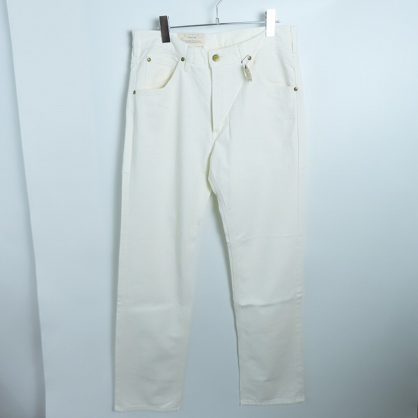 実際に弊社で買取させて頂いた【未使用】Lee/リー 201 レギュラーストレート ツイルTWILL ホワイトジーンズ LM2210-518/32