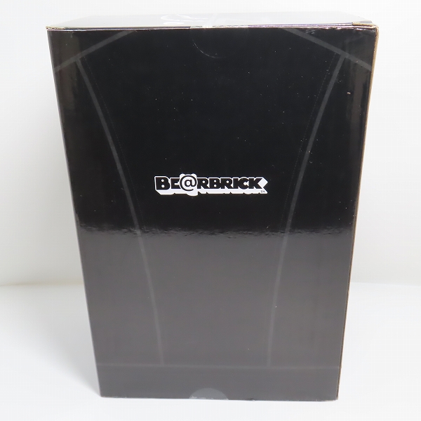 実際に弊社で買取させて頂いた【未開封】ネイバーフッド × アベイシングエイプ × メディコムトイ BE@RBRICK/ベアブリック 100% & 400% フィギュアの画像 1枚目