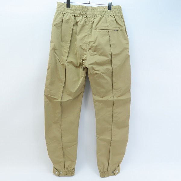 実際に弊社で買取させて頂いた【未使用】BOTTEGA VENETA/ボッテガヴェネタ テクニカルジョガーロング ナイロンパンツ 679432 VF4K0/50の画像 1枚目