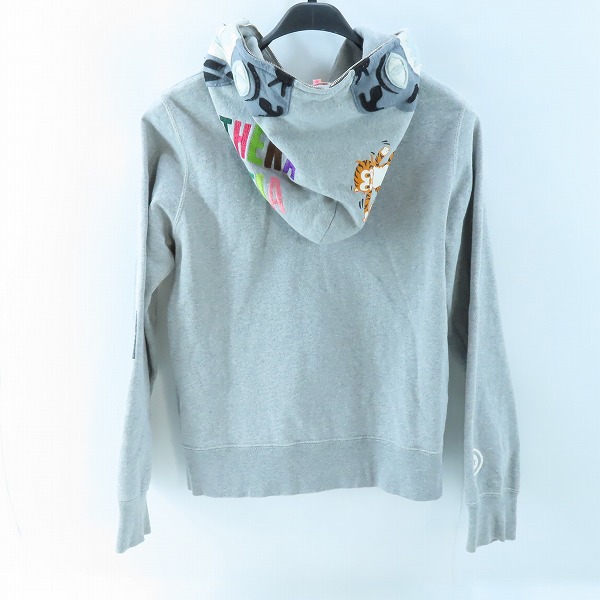 実際に弊社で買取させて頂いたA BATHING APE/アベイシングエイプ パッチ刺繍 シャーク ジップアップ パーカー/TALLの画像 1枚目