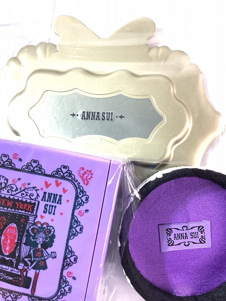 実際に弊社で買取させて頂いた【おまとめ】ANNA SUI/アナスイ アクセサリーボックス/バニティーケース/ポーチ/ティッシュケース/トレイ等の画像 1枚目