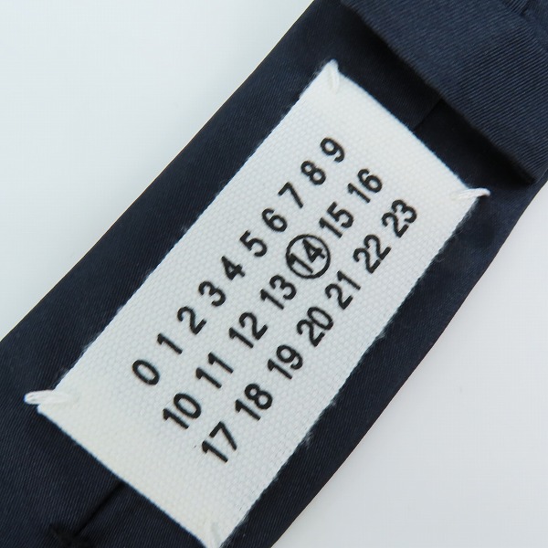 実際に弊社で買取させて頂いたMAISON MARGIELA/メゾンマルジェラ シルク ネクタイ S50TM0010/UNIの画像 1枚目