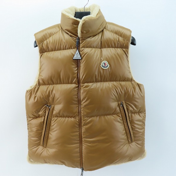 実際に弊社で買取させて頂いた【JPタグ】MONCLER/モンクレール 24AW COLBRICON リバーシブル ベスト BEIGE J20911A00148/2の画像 2枚目
