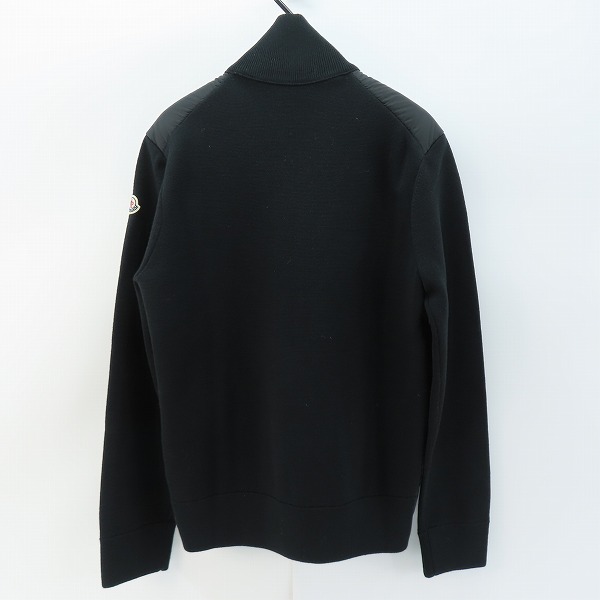 実際に弊社で買取させて頂いた【JPタグ】MONCLER/モンクレール CARDIGAN TRICOT ニット 切替ナイロン ダウンジャケット J20919B50700/Sの画像 1枚目