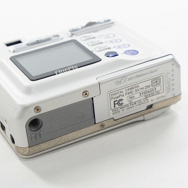 実際に弊社で買取させて頂いたFUJIFILM/富士フィルム FinePix F410 コンパクトデジタルカメラ 動作未確認の画像 6枚目