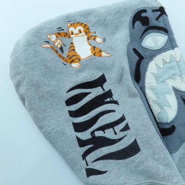 実際に弊社で買取させて頂いたA BATHING APE/アベイシングエイプ パッチ刺繍 シャーク ジップアップ パーカー/TALLの画像 4枚目