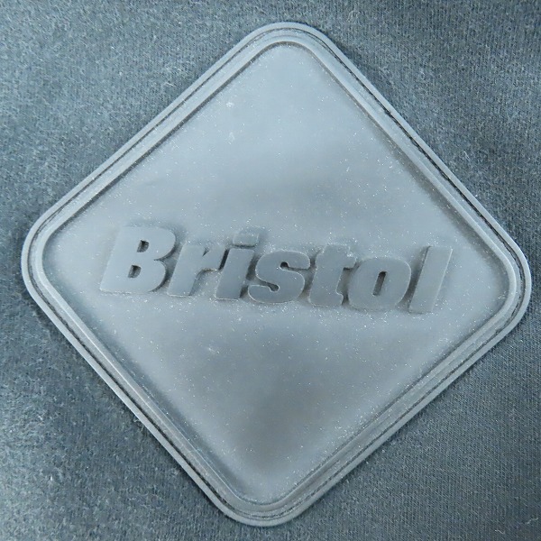 実際に弊社で買取させて頂いたF.C.Real Bristol/エフシーレアルブリストル VENTILATION HOODIE ジップアップパーカー FCRB-192003 /XLの画像 4枚目