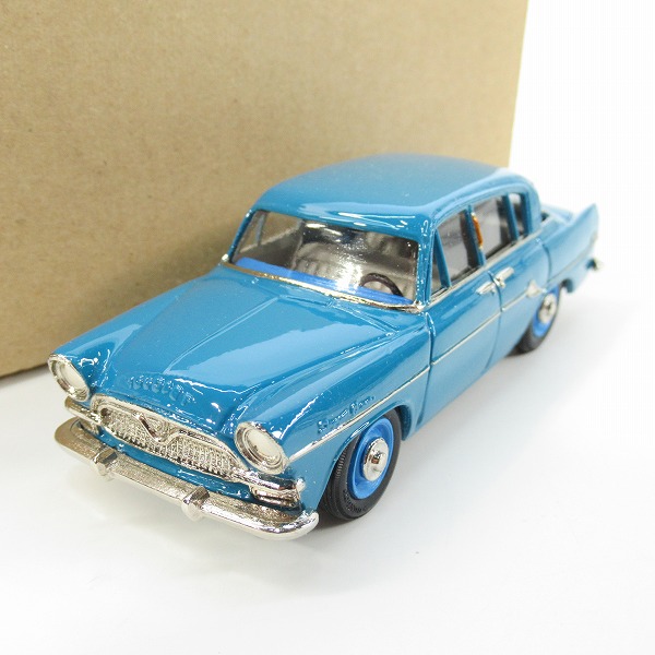 実際に弊社で買取させて頂いた川端企画/KAWABATAKIKAKU J-43 No.16 1/43 TOYOPET CROWN RS30 1900STD/トヨペット クラウン 北米輪出仕様 ミニカー　