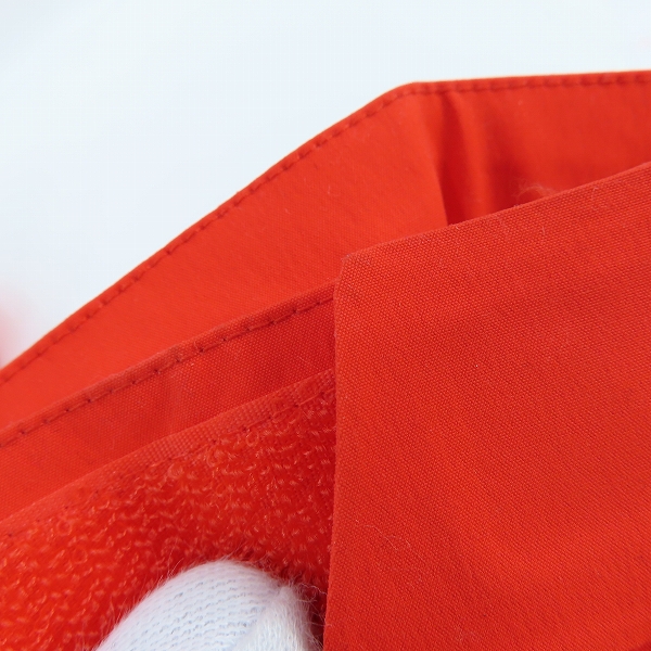 実際に弊社で買取させて頂いたPUMA×FERRARI/プーマ×フェラーリ Marlboro ボーダフォン AMD 袖 パッチ付き ジャケット/Lの画像 4枚目