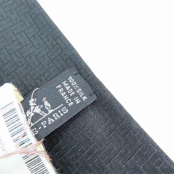 実際に弊社で買取させて頂いたHERMES/エルメス アップサイドダウン ブラック シルク ネクタイの画像 2枚目