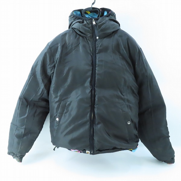 実際に弊社で買取させて頂いたA BATHING APE/アベイシングエイプ サルカモ/カモフラ/迷彩 リバーシブル ダウンジャケット ブラック/Lの画像 2枚目