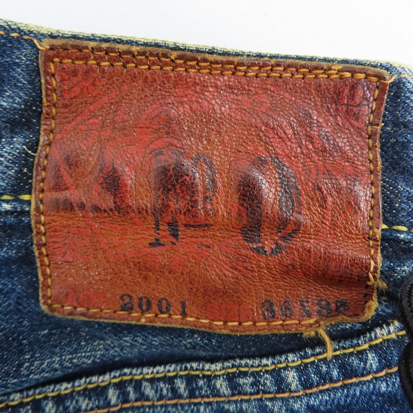 実際に弊社で買取させて頂いたEVISU/エヴィス Lot2001 デニムパンツ/36×35の画像 3枚目