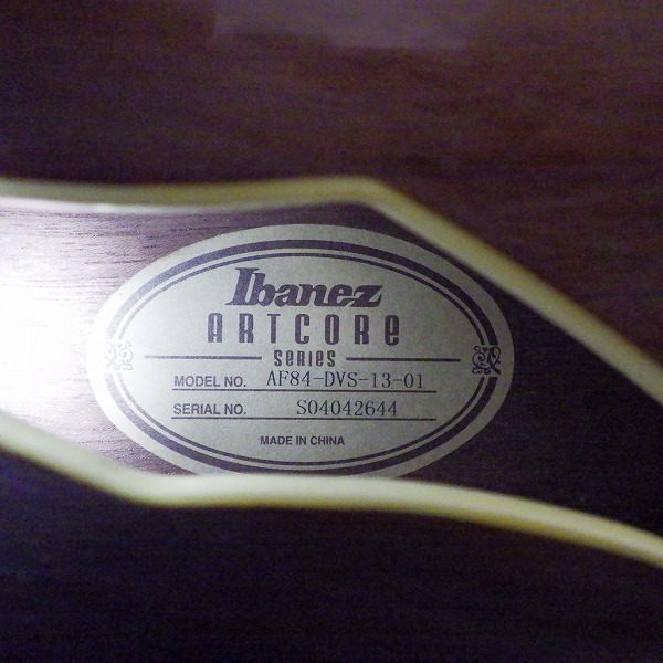 実際に弊社で買取させて頂いた★【使用感有】Ibanez/アイバニーズ ARTCORE AF84-DVS アーチトップ ピックギター/フルアコ/エレキギター Bigsby搭載の画像 4枚目