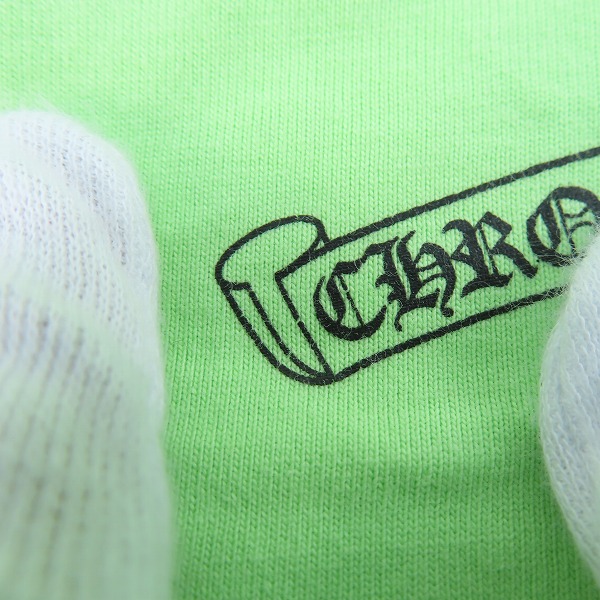 実際に弊社で買取させて頂いたCHROME HEARTS/クロムハーツ×OFF-WHITE/オフホワイト スクロールラベルプリント ロゴプリントTシャツ/Lの画像 9枚目