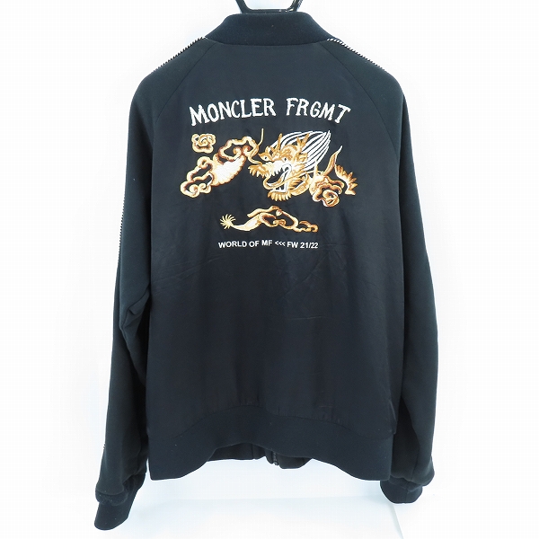 実際に弊社で買取させて頂いたMONCLER×Fragment/モンクレール×フラグメント 切り替え 刺繍 スカジャン ブラック G209U8G00004 809F4/Lの画像 1枚目