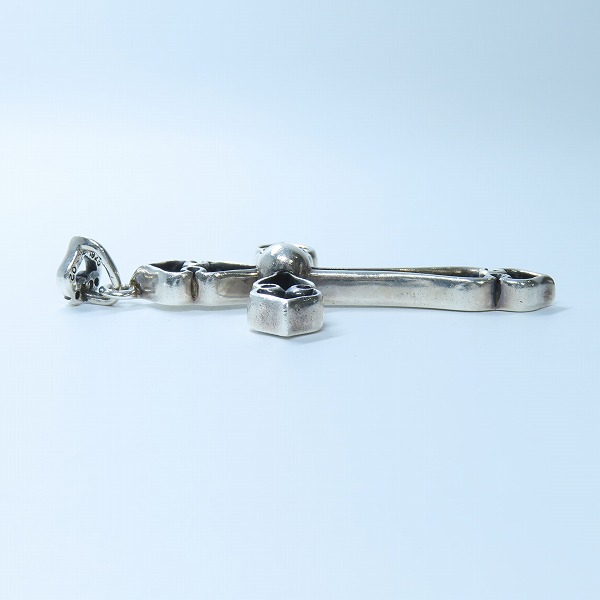 実際に弊社で買取させて頂いたCHROME HEARTS/クロムハーツ LRG SPADE CROSS ラージスペードクロス ペンダントトップ ネックレストップの画像 3枚目