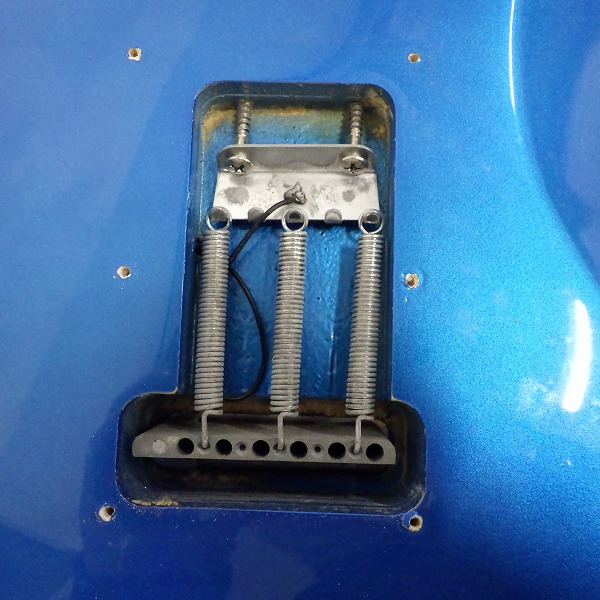 実際に弊社で買取させて頂いた★BUSKER'S/バスカーズ Run For The Future BST-3H ストラトキャスターType コイルタップ搭載 エレキギターの画像 8枚目