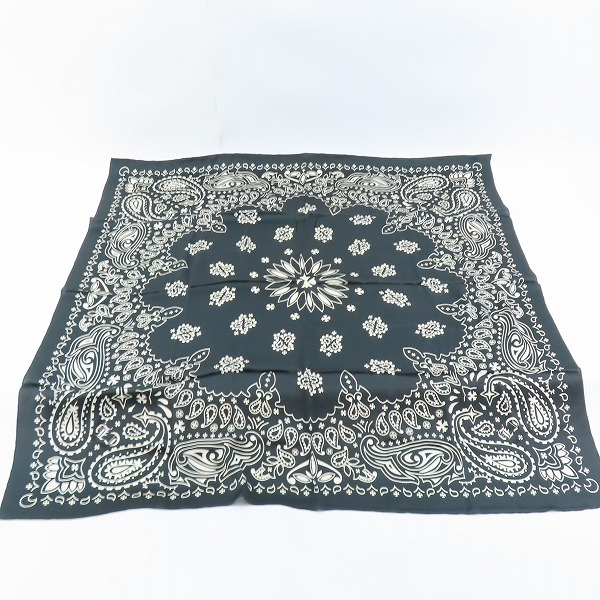 実際に弊社で買取させて頂いたCHROME HEARTS/クロムハーツ ペイズリー バンダナ スカーフの画像 1枚目