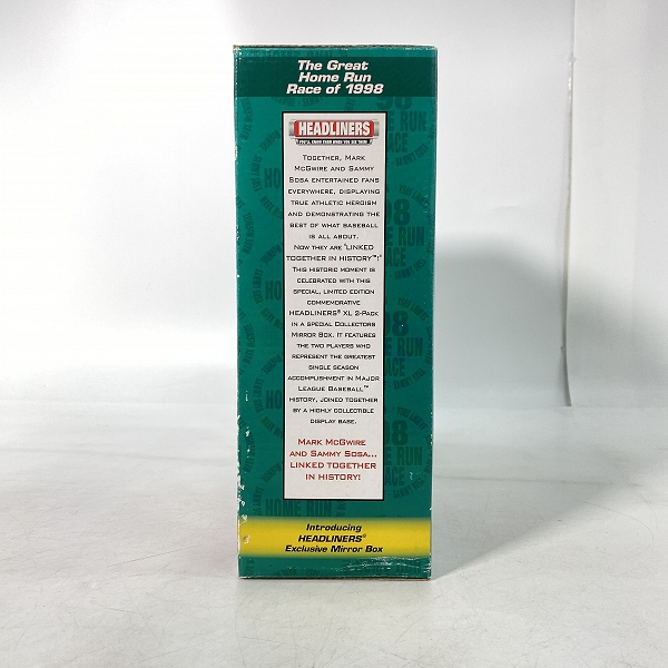 実際に弊社で買取させて頂いた【未開封】Equity Sports HEADLINERS XL SOSA/McGWIRE Linked Together in History フィギュアの画像 3枚目