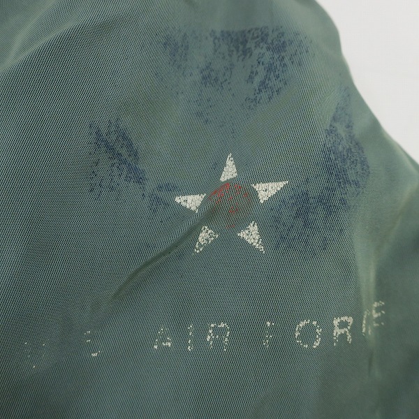 実際に弊社で買取させて頂いた【難有り】ALPHA INDUSTRIES/アルファインダストリーズ ボンティング L-2B ミリタリー フライト ジャケット 8415-273-3964/Mの画像 4枚目