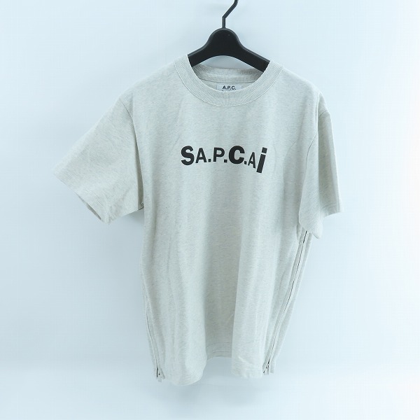 実際に弊社で買取させて頂いたA.P.C.×SACAI/アーペーセー×サカイ 21SS LOGO PRINT KIYO H/S TEE 24213-1-94291/M