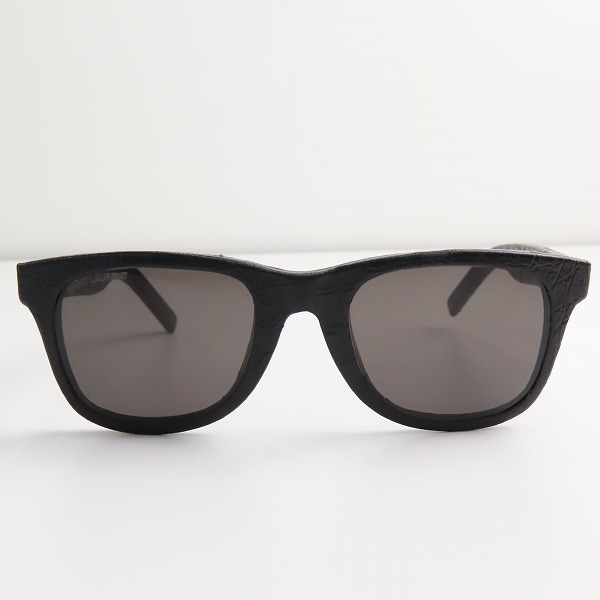 実際に弊社で買取させて頂いたSAINT LAURENT/サンローラン レザー サングラス SL51 027