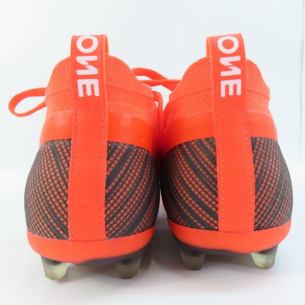 実際に弊社で買取させて頂いたPUMA/プーマ ワン 5.1 HG サッカースパイク/105616-01/26の画像 1枚目