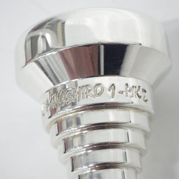 実際に弊社で買取させて頂いたYAMAHA/ヤマハ ERIC MIYASHIRO 1- MK2/エリック・ミヤシロ シグネチャーモデル トランペット用マウスピース ケース付の画像 2枚目