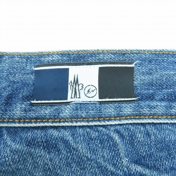 実際に弊社で買取させて頂いた【JPタグ】MONCLER GENIUS×fragment design/モンクレール×フラグメントデザイン PANTALONE デニムパンツ D209U1200130 46の画像 6枚目