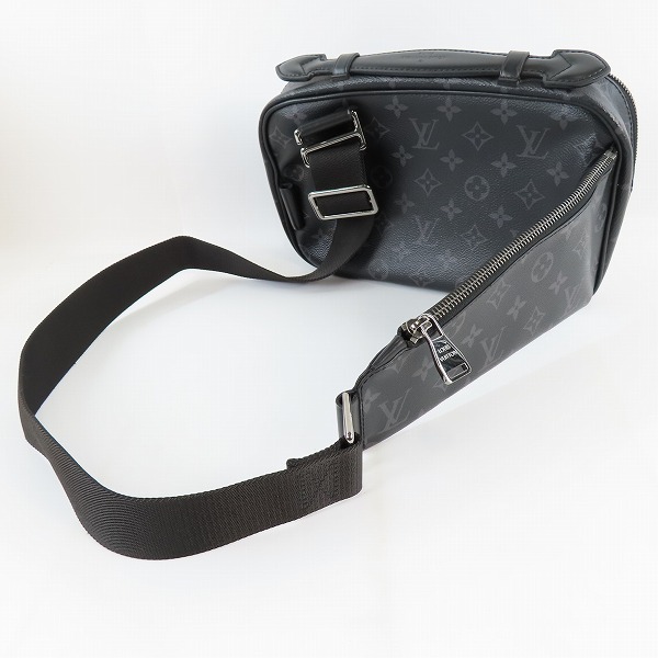 実際に弊社で買取させて頂いたLOUIS VUITTON/ルイヴィトン モノグラム エクリプス バムバッグ M42906の画像 3枚目