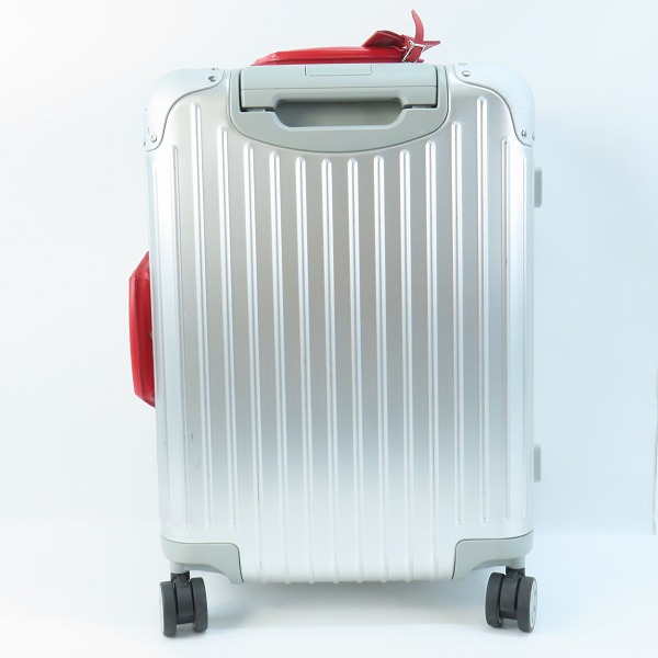 実際に弊社で買取させて頂いたRIMOWA/リモワ キャビンツイスト キャリーバッグ/スーツケース シルバー 925.90.04/35Lの画像 1枚目
