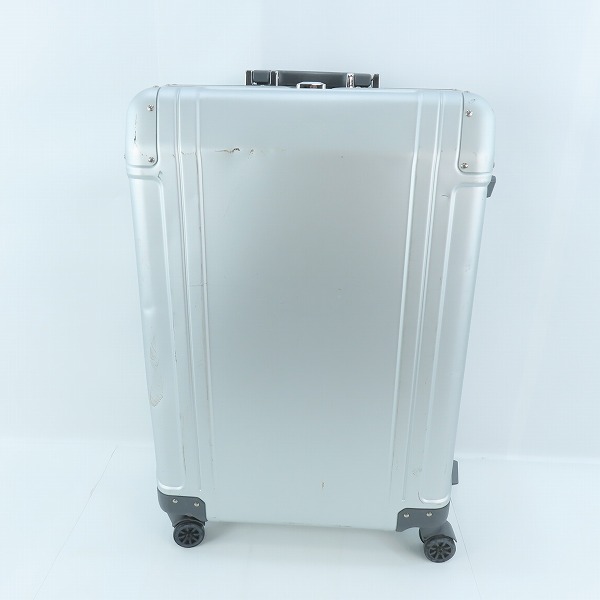 実際に弊社で買取させて頂いたZERO HALLIBURTON/ゼロハリバートン 68L ジオ アルミニウム 3.0/4輪キャリーケース