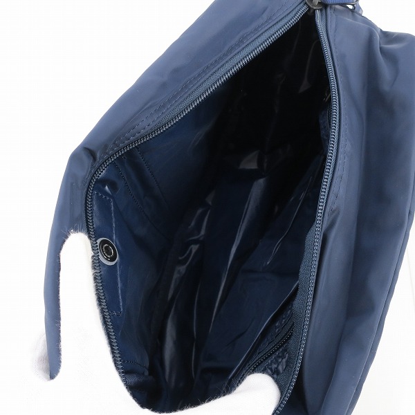 実際に弊社で買取させて頂いたHEAD PORTER/ヘッドポーター WAIST BAG ウエストバッグ 鞄 ネイビーの画像 3枚目