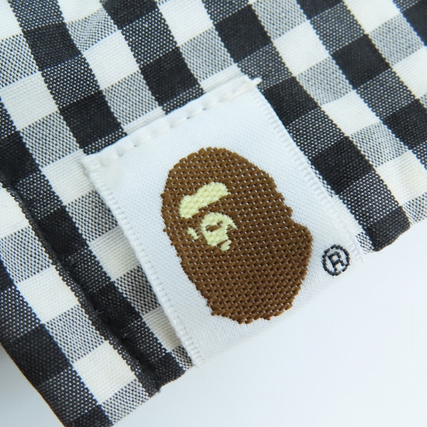 実際に弊社で買取させて頂いたA BATHING APE/アベイシングエイプ ギンガムチェック ジップアップ パーカー ジャケット ホワイト×ブラック/XLの画像 5枚目