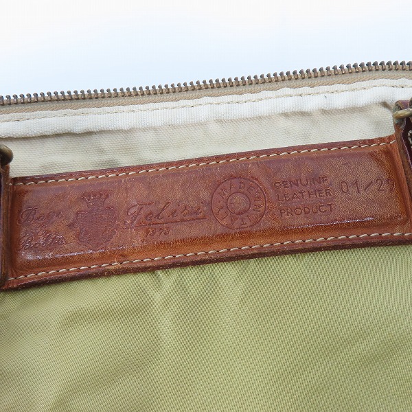 実際に弊社で買取させて頂いたFelisi/フェリージ ナイロン レザーハンドル トートバッグの画像 4枚目