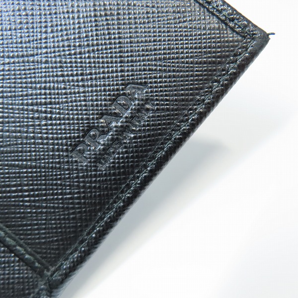 実際に弊社で買取させて頂いたPRADA/プラダ サフィアーノレザー 二つ折り長財布/ロングウォレットの画像 4枚目