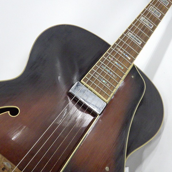 実際に弊社で買取させて頂いた★【使用感有】Ibanez/アイバニーズ ARTCORE AF84-DVS アーチトップ ピックギター/フルアコ/エレキギター Bigsby搭載の画像 5枚目