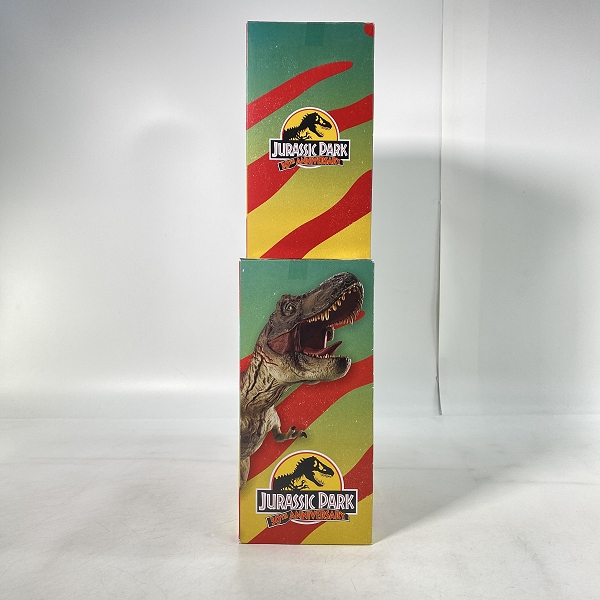 実際に弊社で買取させて頂いた【未開封】フリュー みんなのくじ ジュラシックパーク 30TH ANNIVERSARY T-レックスバトルver/ディロフォサウルス 2点セットの画像 3枚目