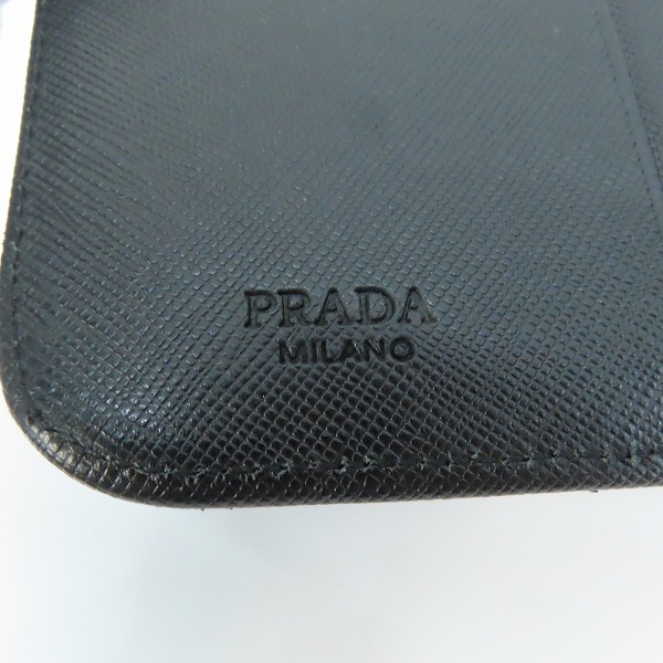 実際に弊社で買取させて頂いたPRADA/プラダ サフィアーノ ラウンドファスナー 二つ折り財布  M605Aの画像 4枚目