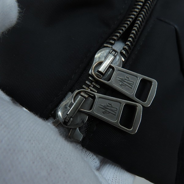 実際に弊社で買取させて頂いた【JPタグ】MONCLER/モンクレール HENRI JACKET ダウン ボンバージャケット MA-1/4の画像 6枚目