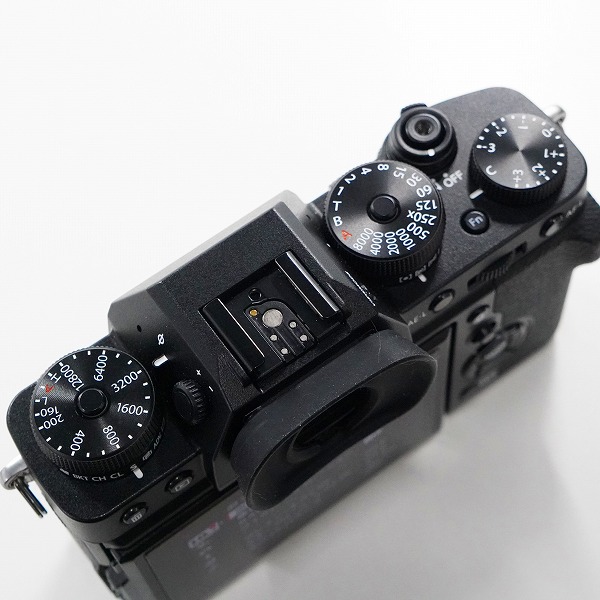 実際に弊社で買取させて頂いたFUJIFILM/富士フィルム X-T3 ミラーレス一眼 デジタルカメラ ボディ 動作確認済みの画像 3枚目