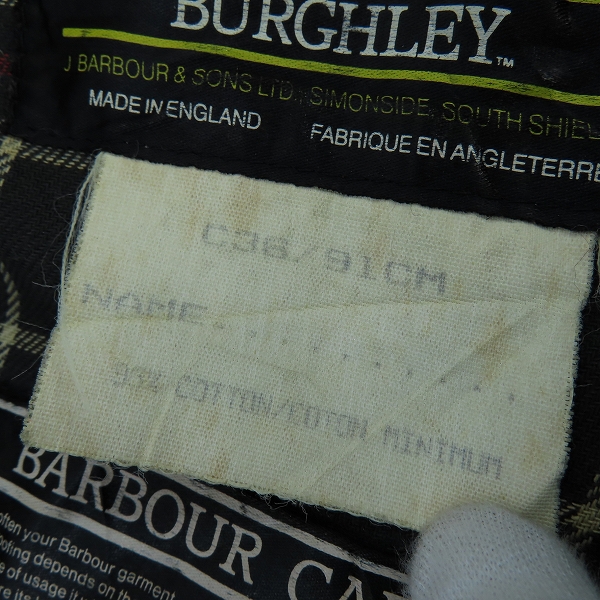 実際に弊社で買取させて頂いたBarbour/バブアー ヴィンテージ BURGHLEY/バーグレー オイルド ロングコート/36の画像 4枚目