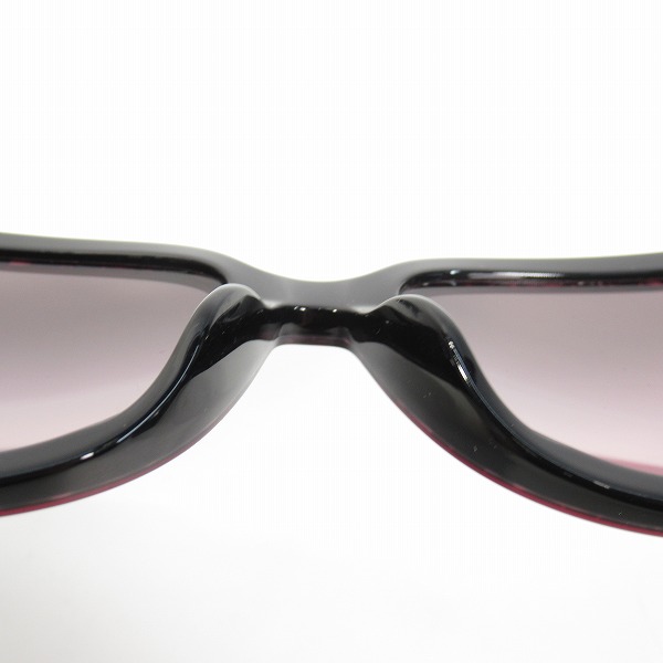 実際に弊社で買取させて頂いたCOACH/コーチ HC8379F(CL921) Ruby Pearl Signature C サングラス/アイウェアの画像 5枚目