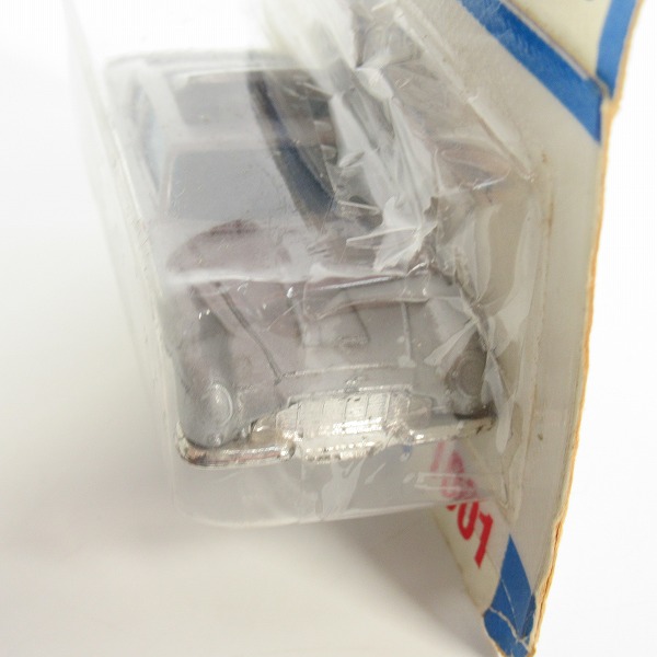 実際に弊社で買取させて頂いた【未開封】HUSKY/ハスキー 007 JAMES BOND/ジェームズ・ボンド ASTON MARTIN/アストンマーティン 1001/ボンドカー/ミニカーの画像 2枚目