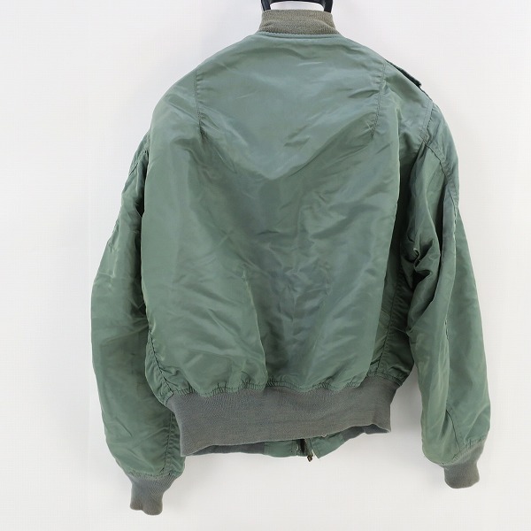実際に弊社で買取させて頂いた【難有り】ALPHA INDUSTRIES/アルファインダストリーズ ボンティング L-2B ミリタリー フライト ジャケット 8415-273-3964/Mの画像 1枚目