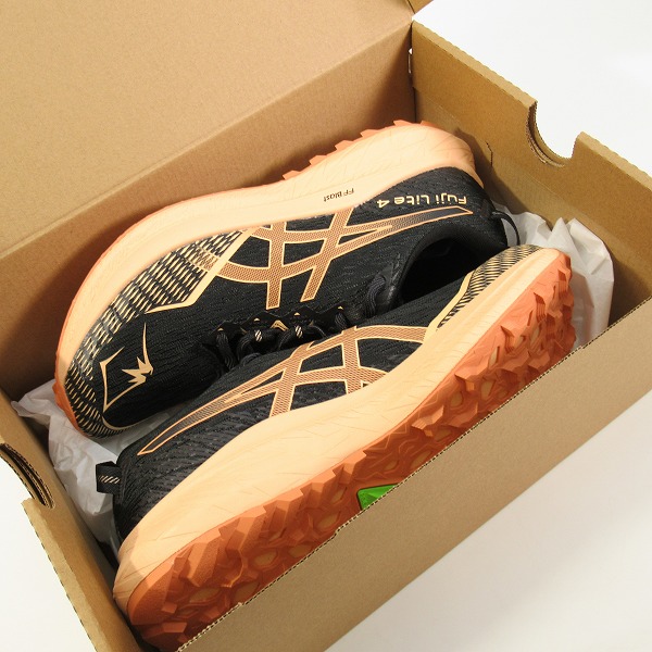 実際に弊社で買取させて頂いたasics/アシックス FUJI LITE 4/フジライト4 ランニングシューズ 1012B514/25の画像 6枚目