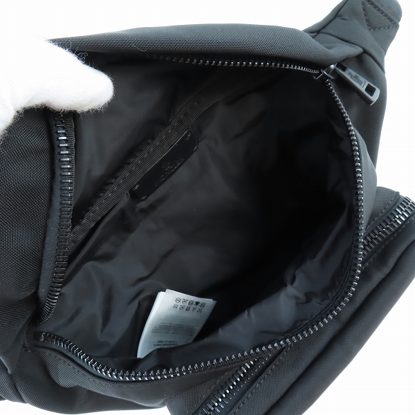 実際に弊社で買取させて頂いた【JPタグ】MONCLER/モンクレール DURANCE/デュランス ボディ ショルダーバッグ/ボディバッグ J209A5M00005の画像 4枚目